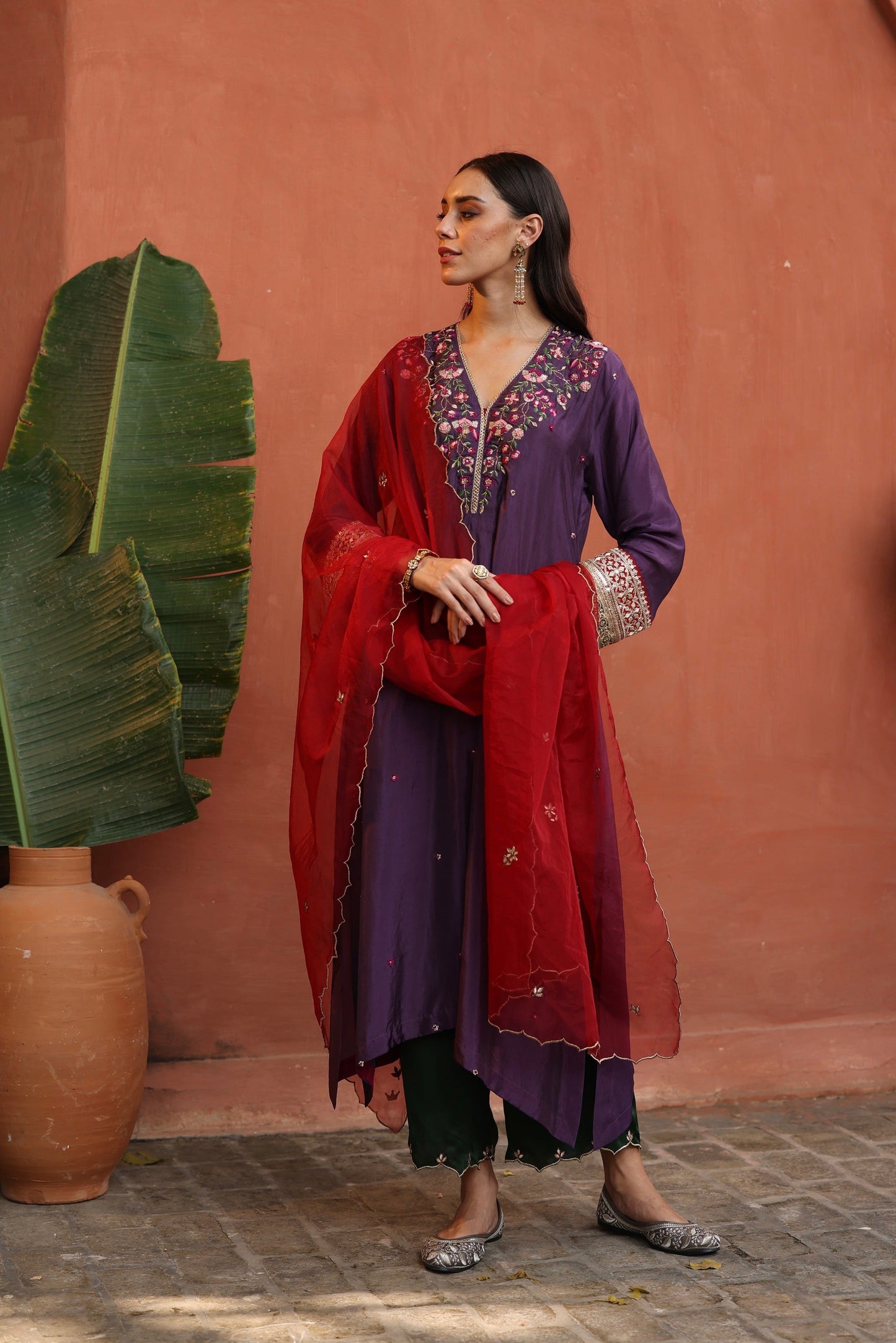 Kaleera Kurta Set
