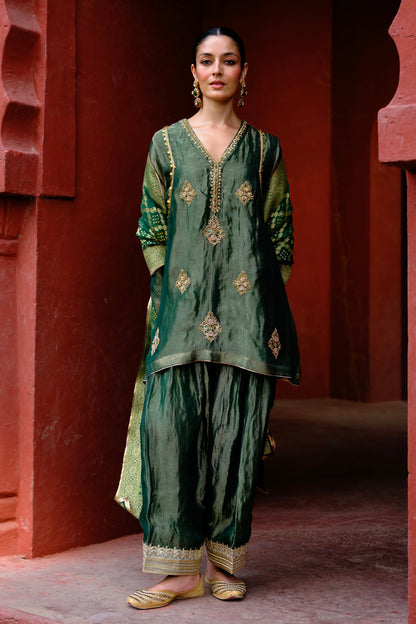 Maahgul Sharara Set