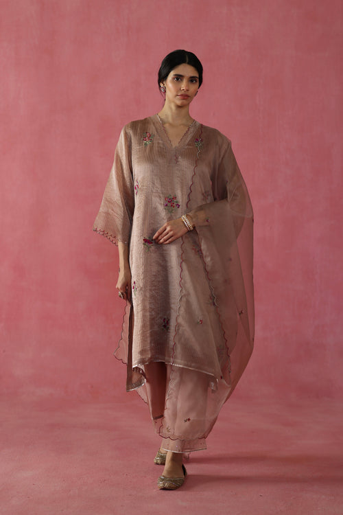 Shakkar Kurta Set