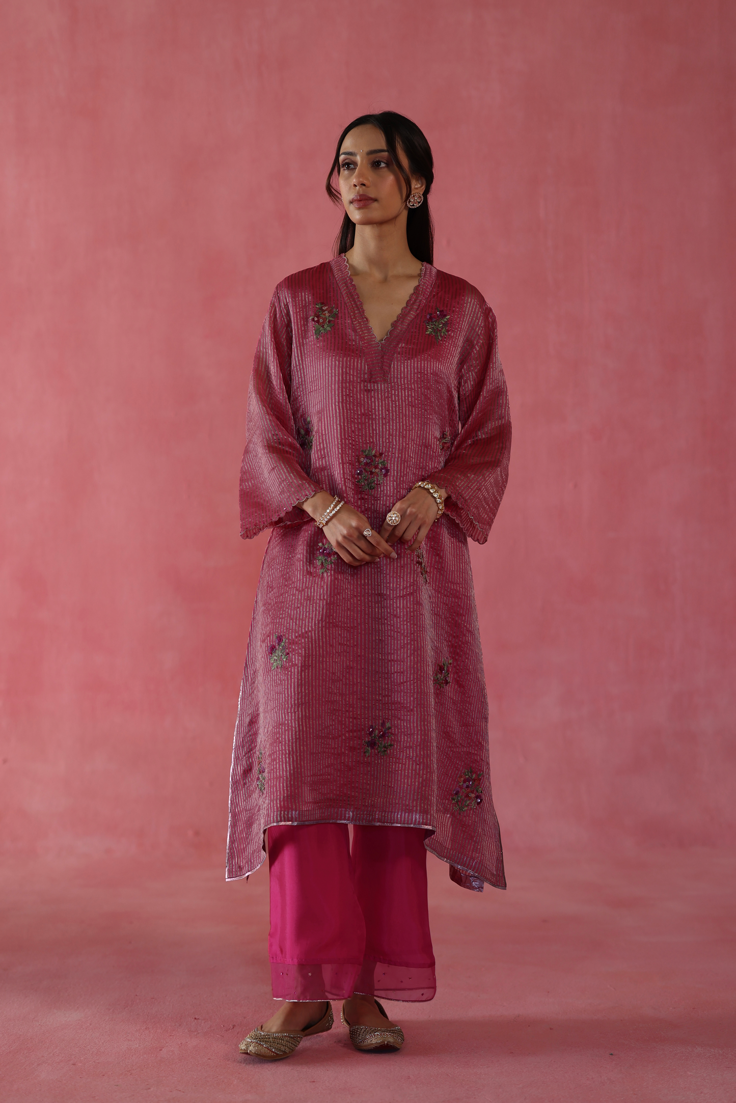 Shakkar Kurta Set