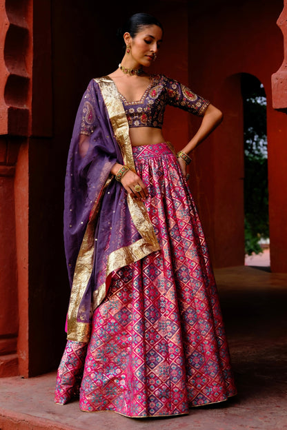 Aamna Lehenga Set