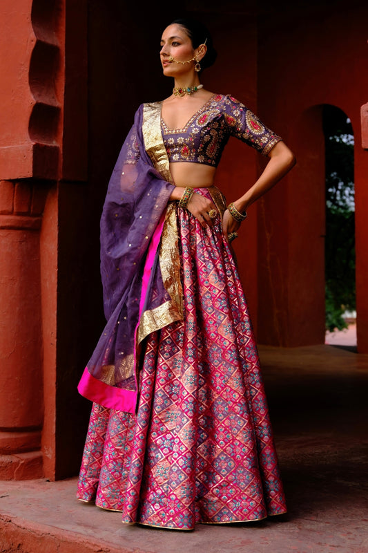 Aamna Lehenga Set