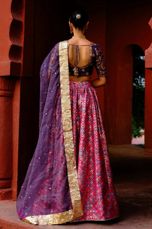 Aamna Lehenga Set