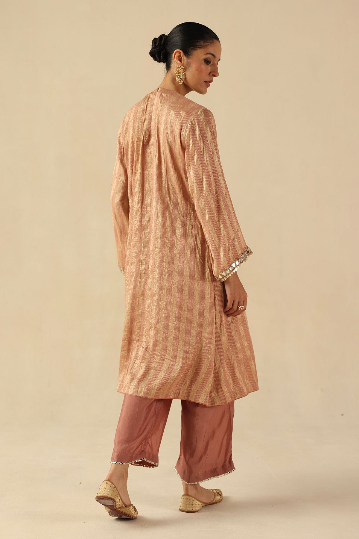 Naksh Kurta Set