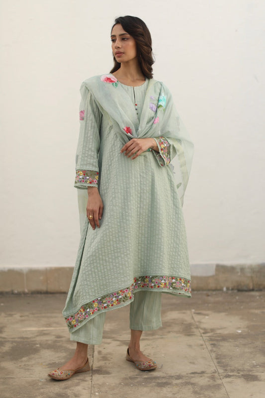 Sharnaaz Kurta Set