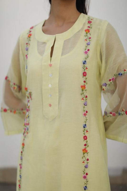 Shikaara Kurta Set