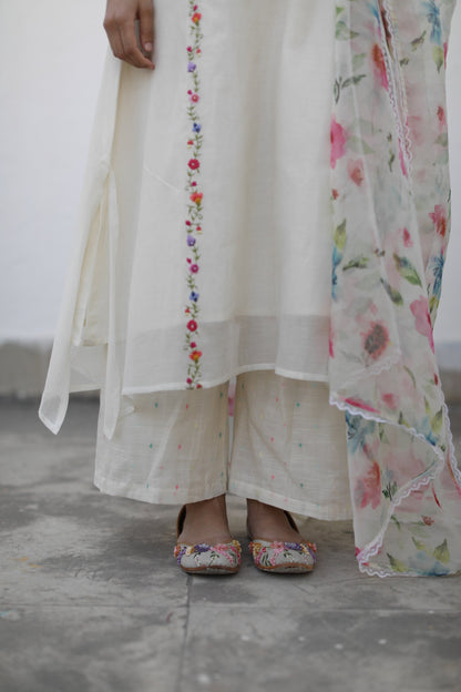 Shikaara Kurta Set