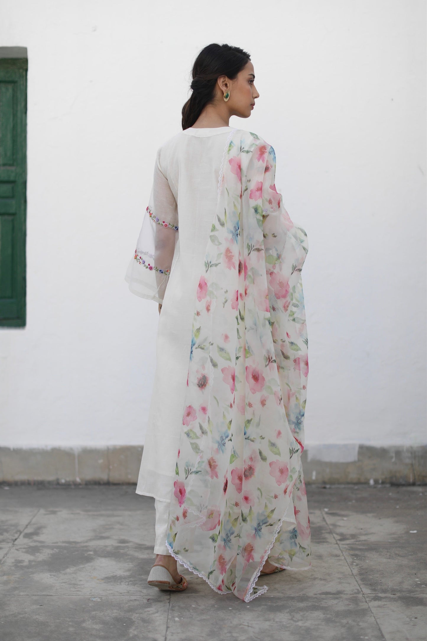 Shikaara Kurta Set
