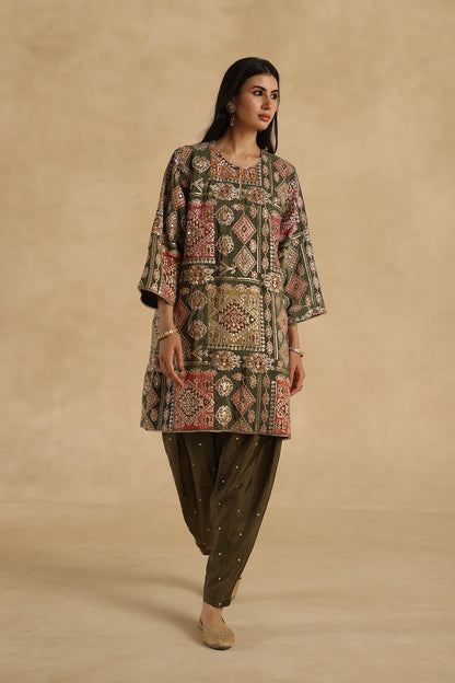 Manik Kurta Set