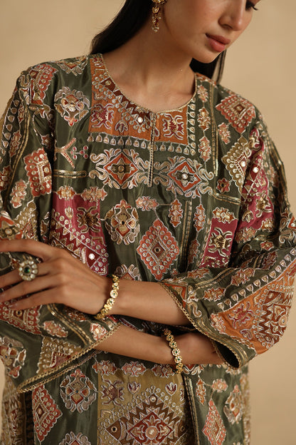 Manik Kurta Set