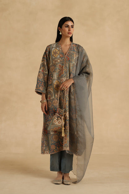 Tarini Suit Set