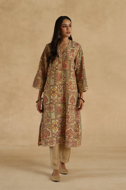 Tarini Suit Set