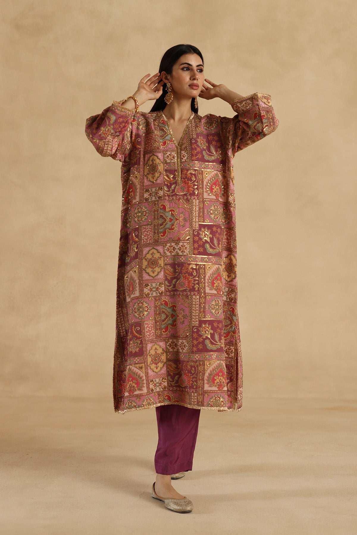 Tarini Suit Set