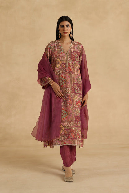 Tarini Suit Set
