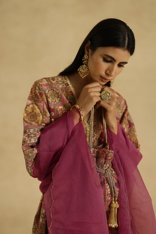 Tarini Suit Set