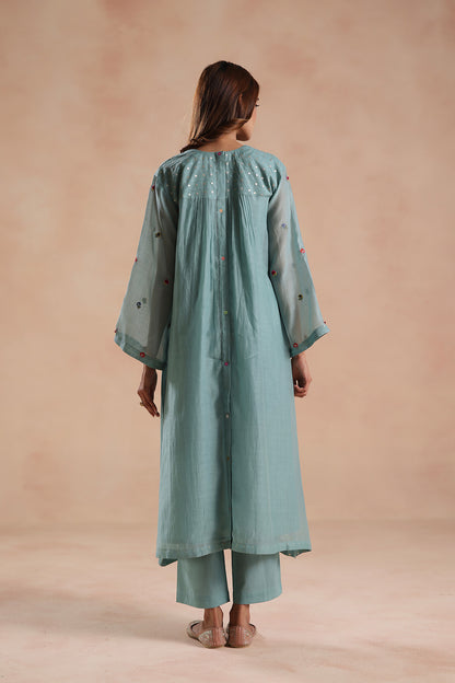 Sonam Pal in Jheel Kurta Set