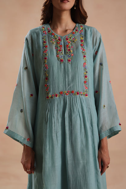 Sonam Pal in Jheel Kurta Set