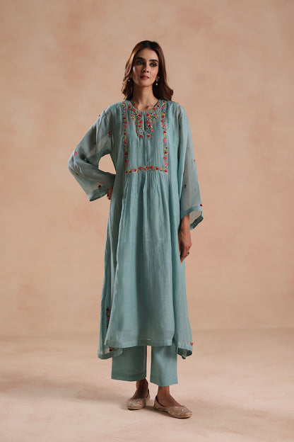 Sonam Pal in Jheel Kurta Set