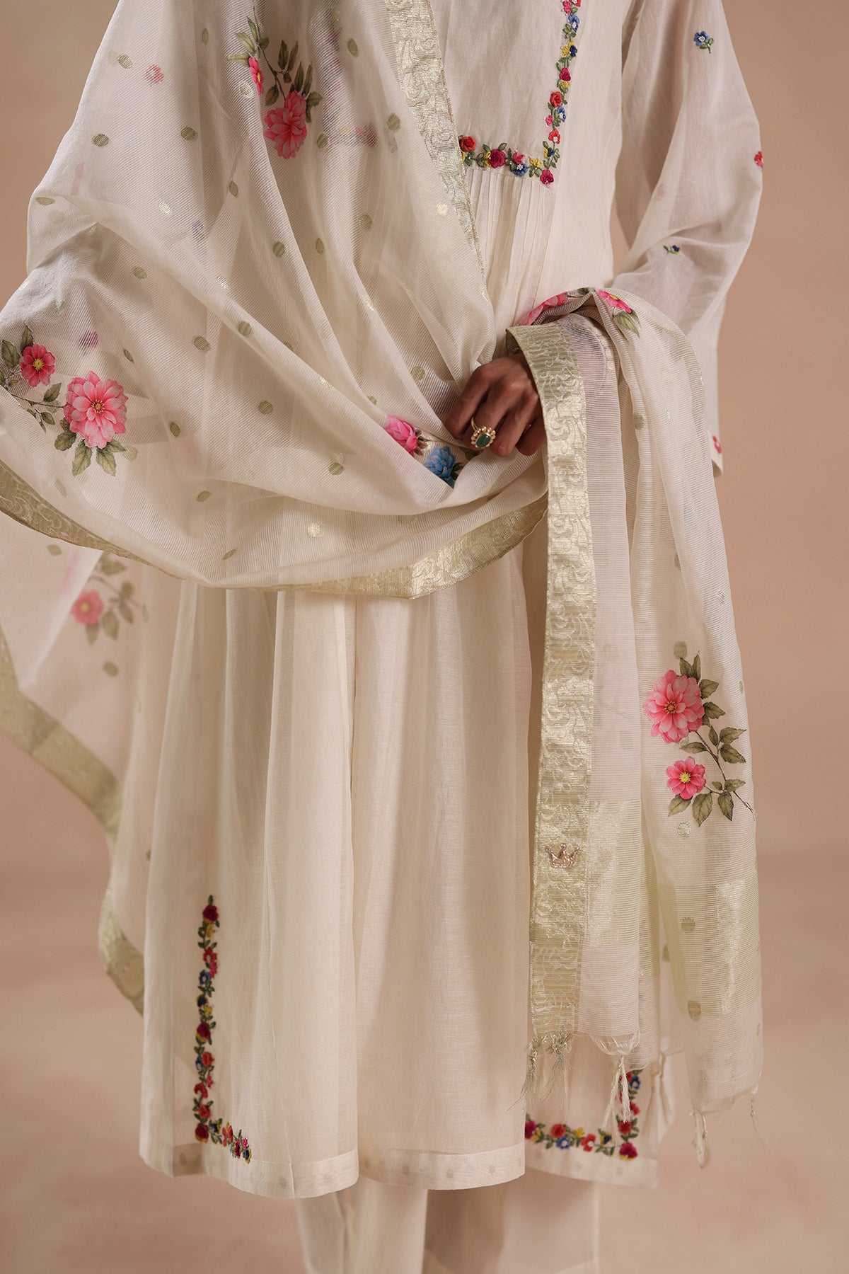 Mehak Bakshi in Jheel Kurta Set