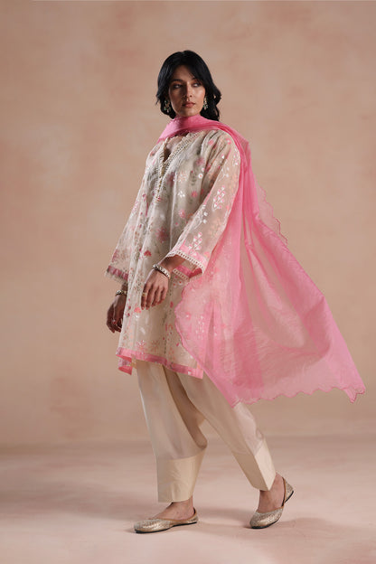 Eraya Kurta Set