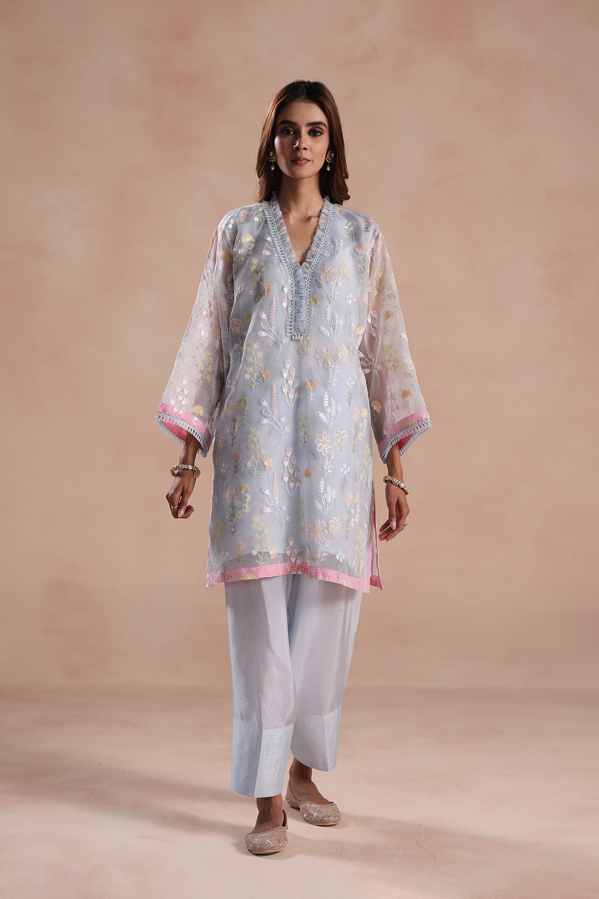 Ish Kaur in Eraya Kurta Set