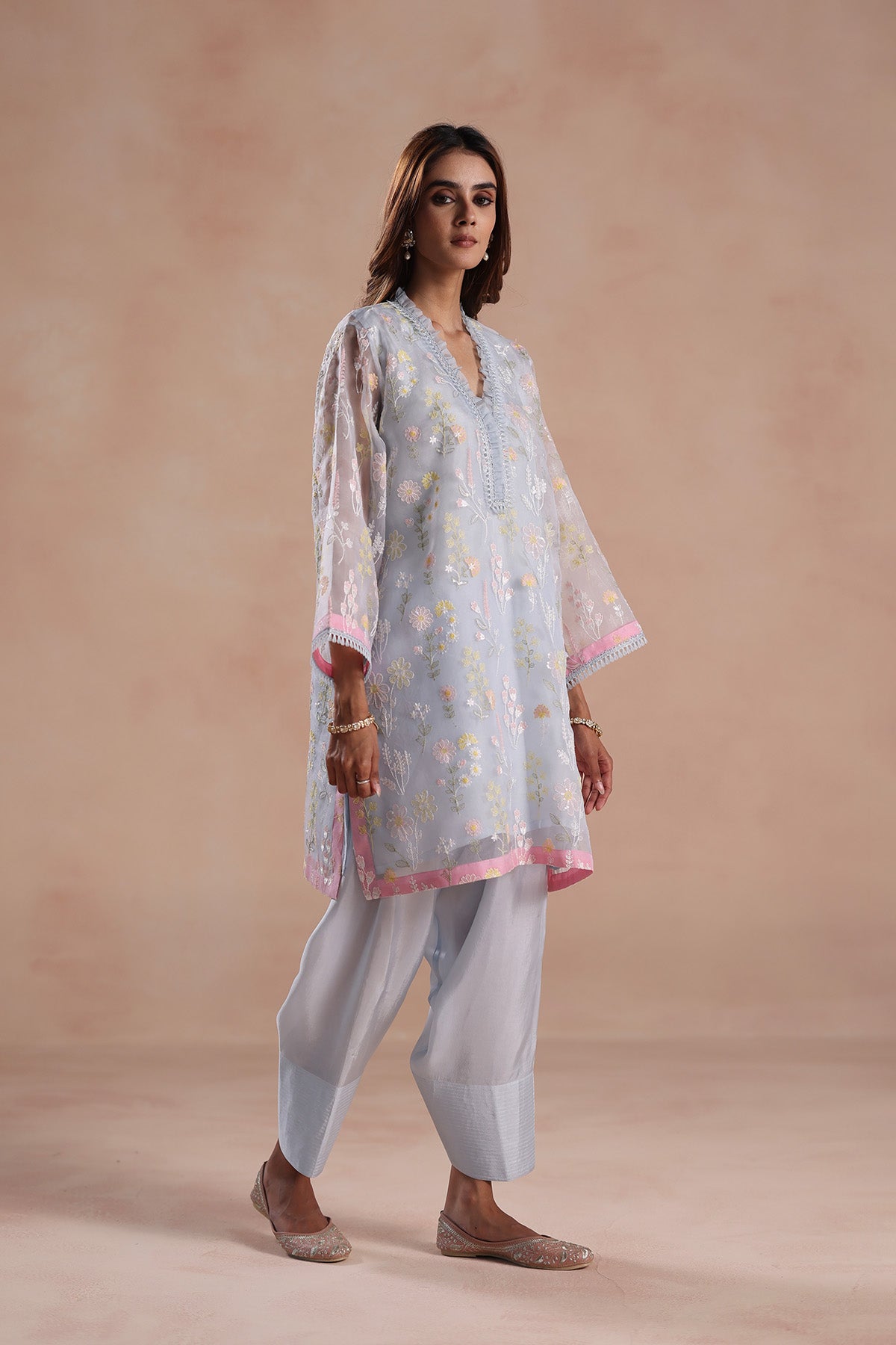 Ish Kaur in Eraya Kurta Set