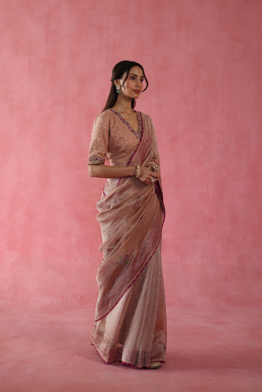 Anjeer Saree