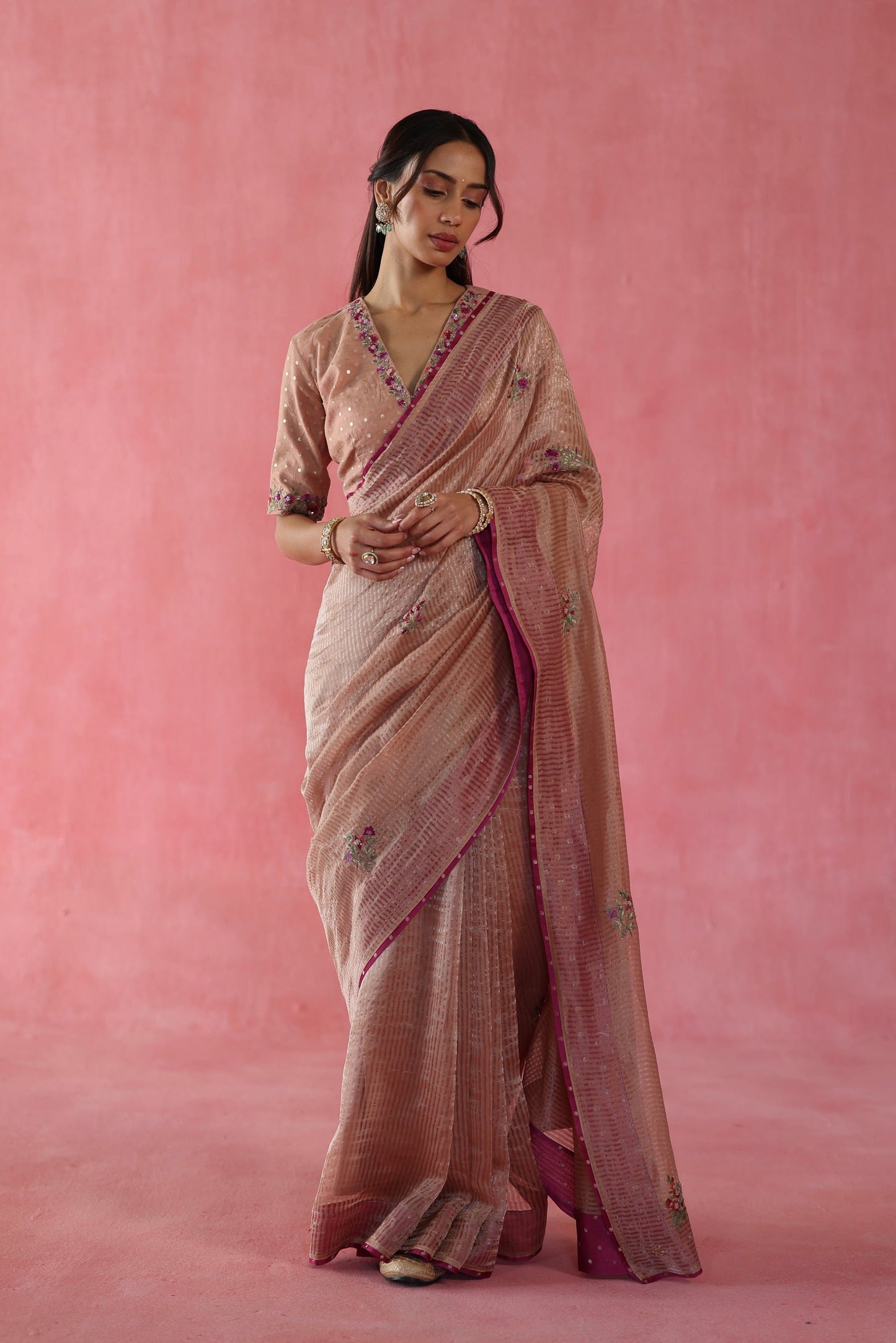 Anjeer Saree