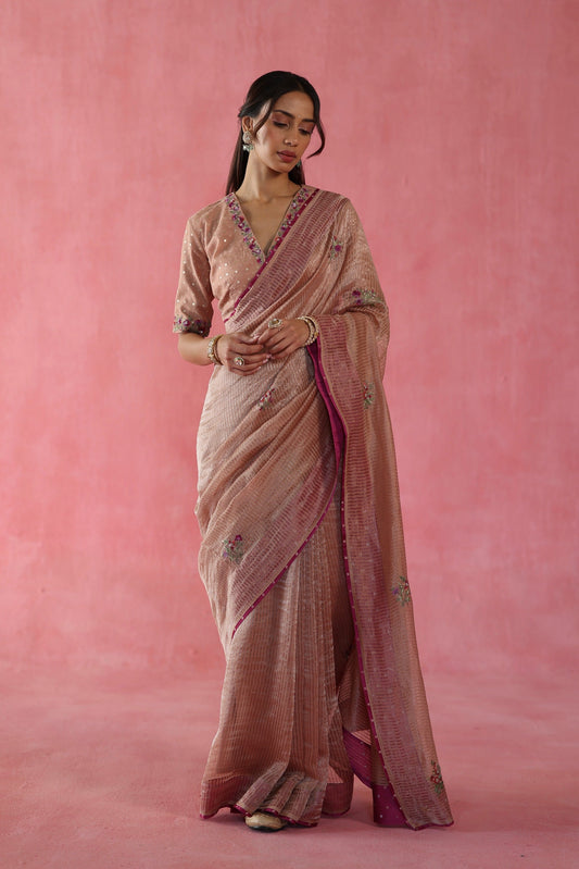 Anjeer Saree