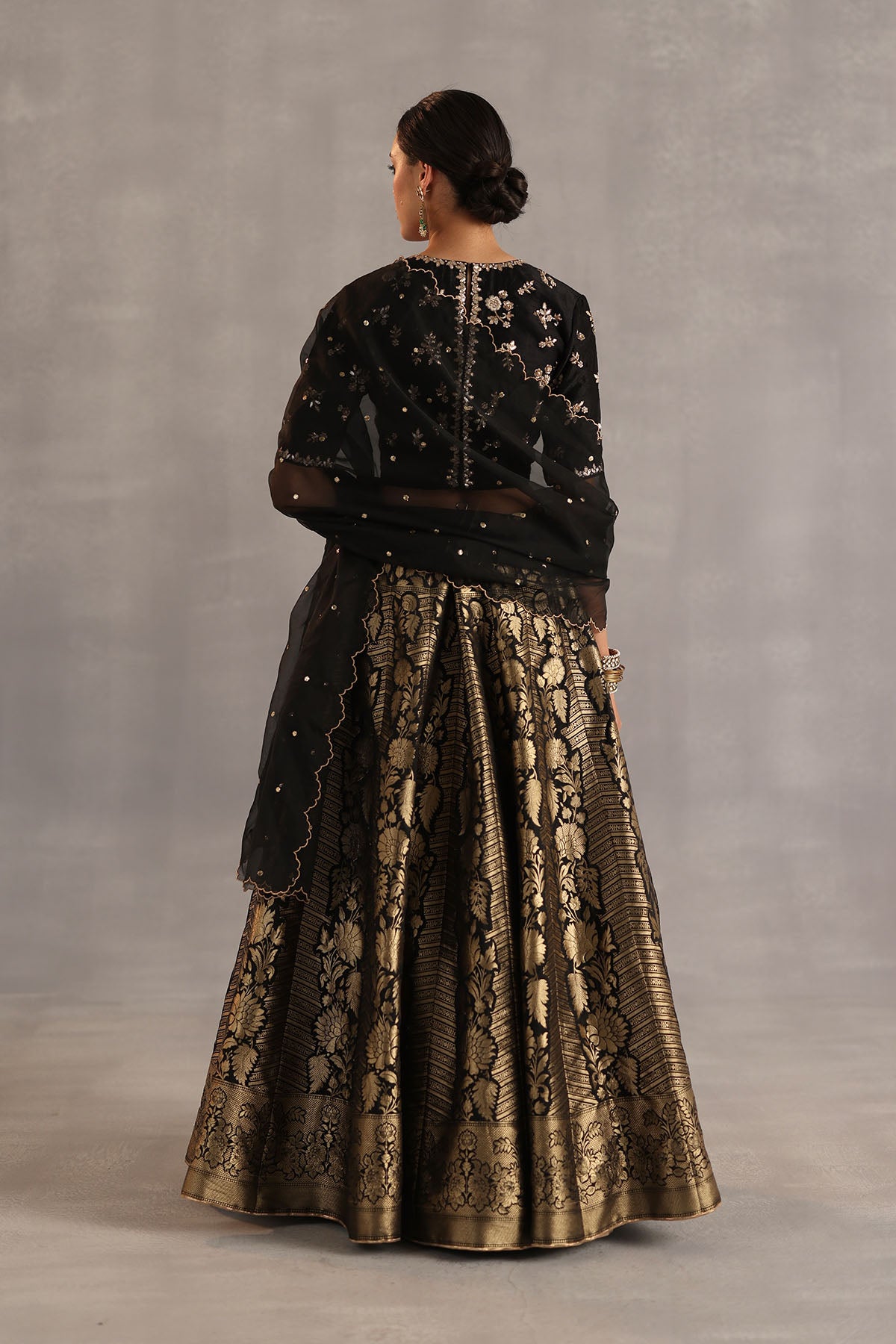 Malhar Lehenga
