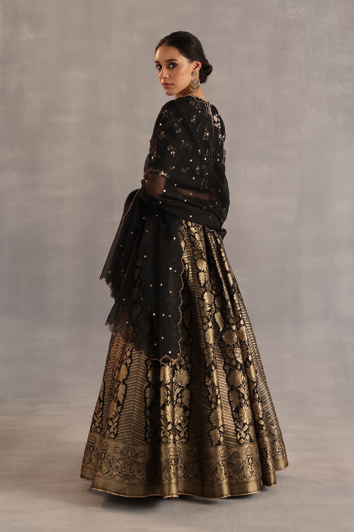 Malhar Lehenga