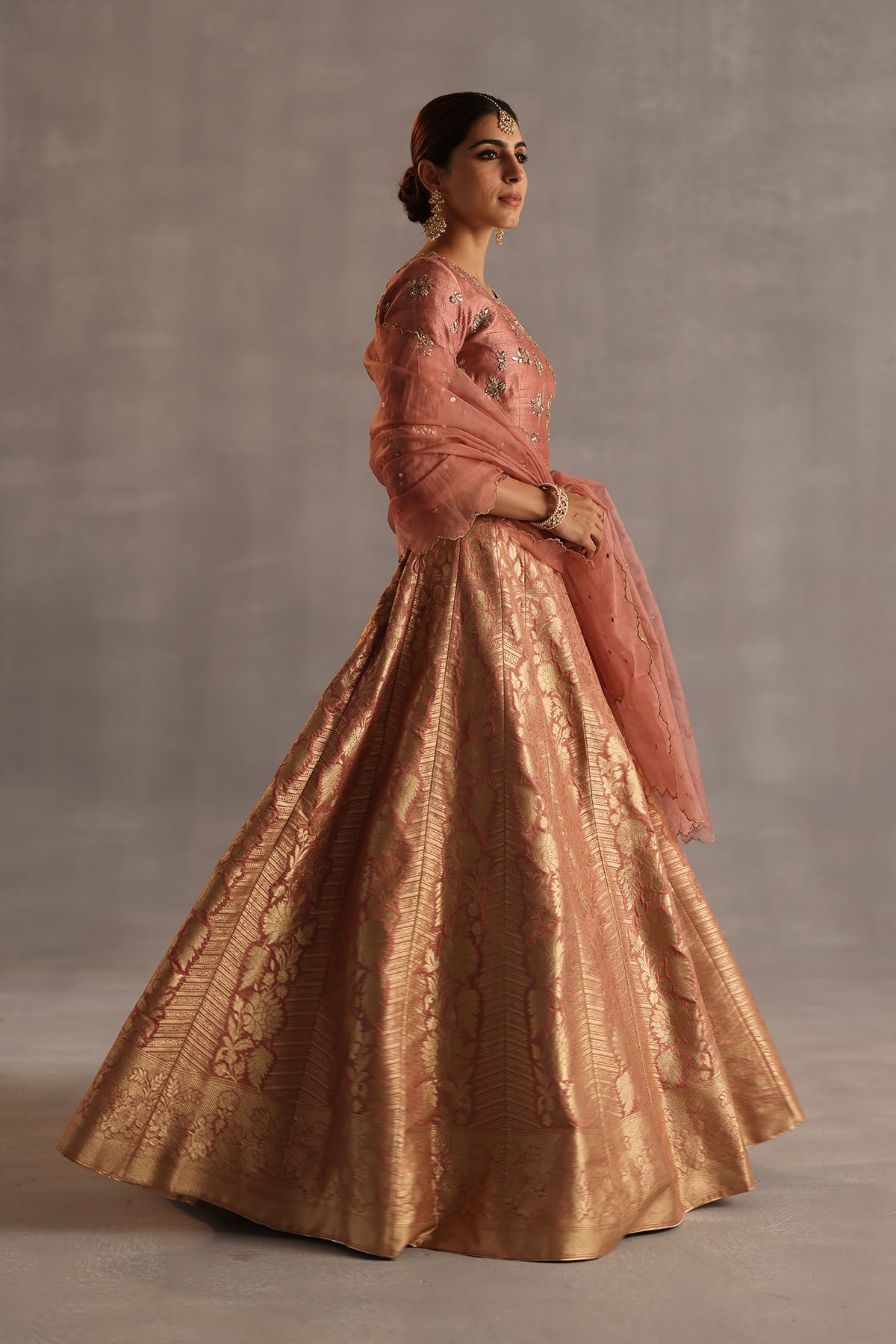 Malhar Lehenga