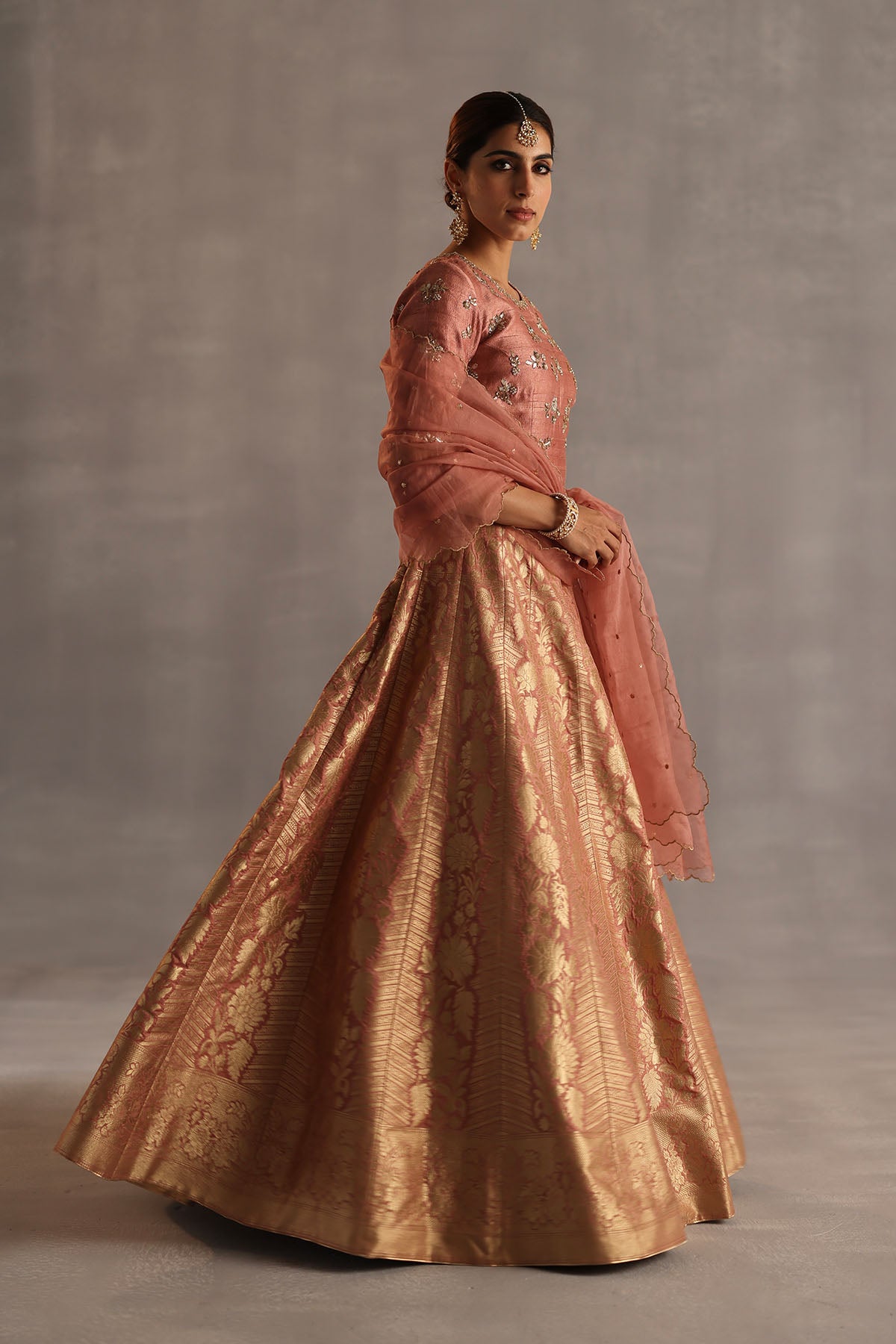 Malhar Lehenga