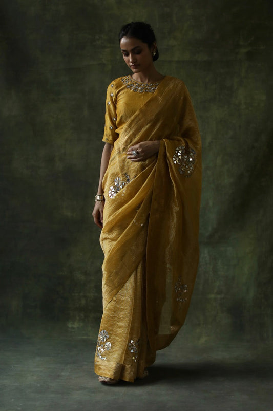 Gulnaaz Saree