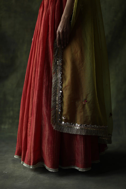 Sifat Lehenga