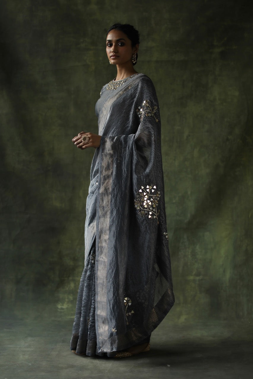 Gulnaaz Saree