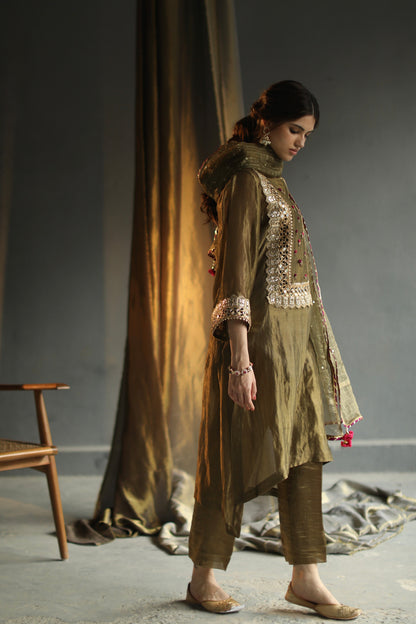 Nakasha Kurta Set