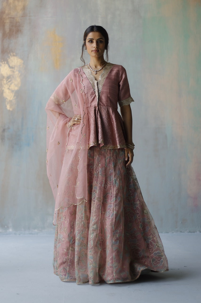 Alana lehenga