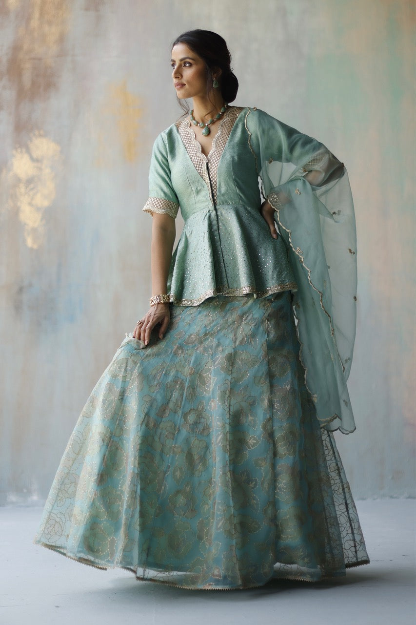 Alana lehenga