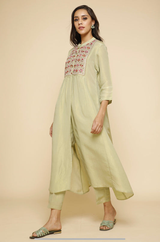 The Magpie Kurta Set