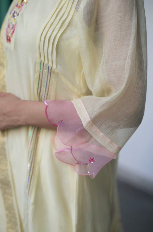 The Aster Set with Gerberas